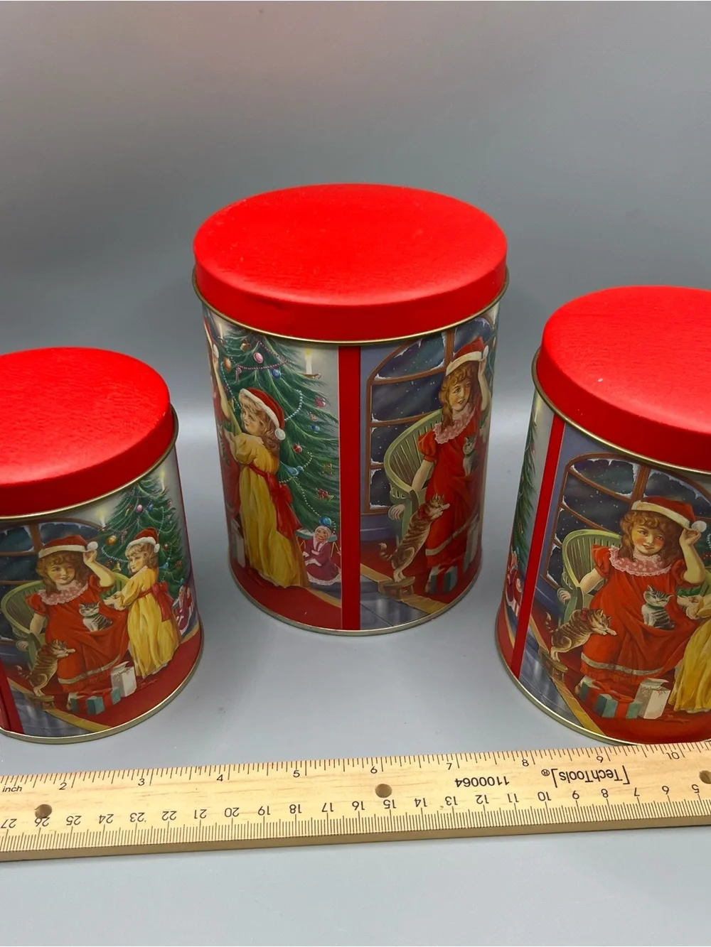 Vintage Christmas Nesting Tins Girls & Cat Scene Set Of 3 80s 90s